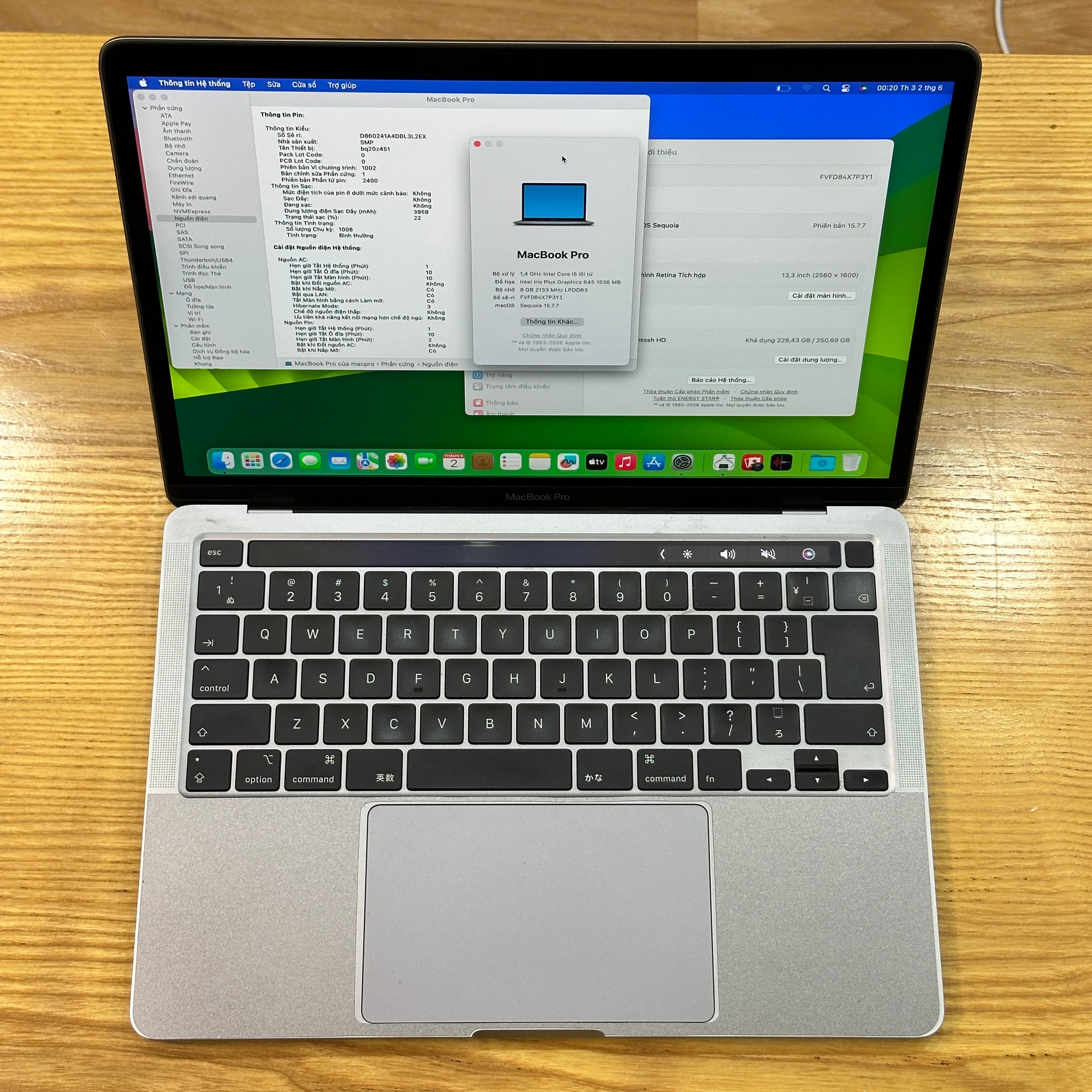 MacBook Pro Intel i5 2020 13 inch - image 1