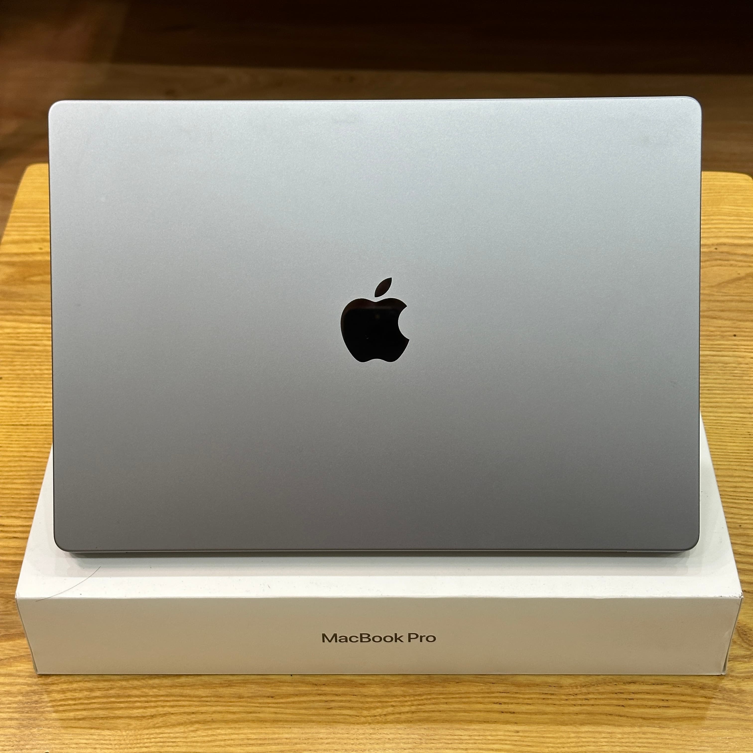 MacBook Pro M1 Pro 2021 16 inch - image 3