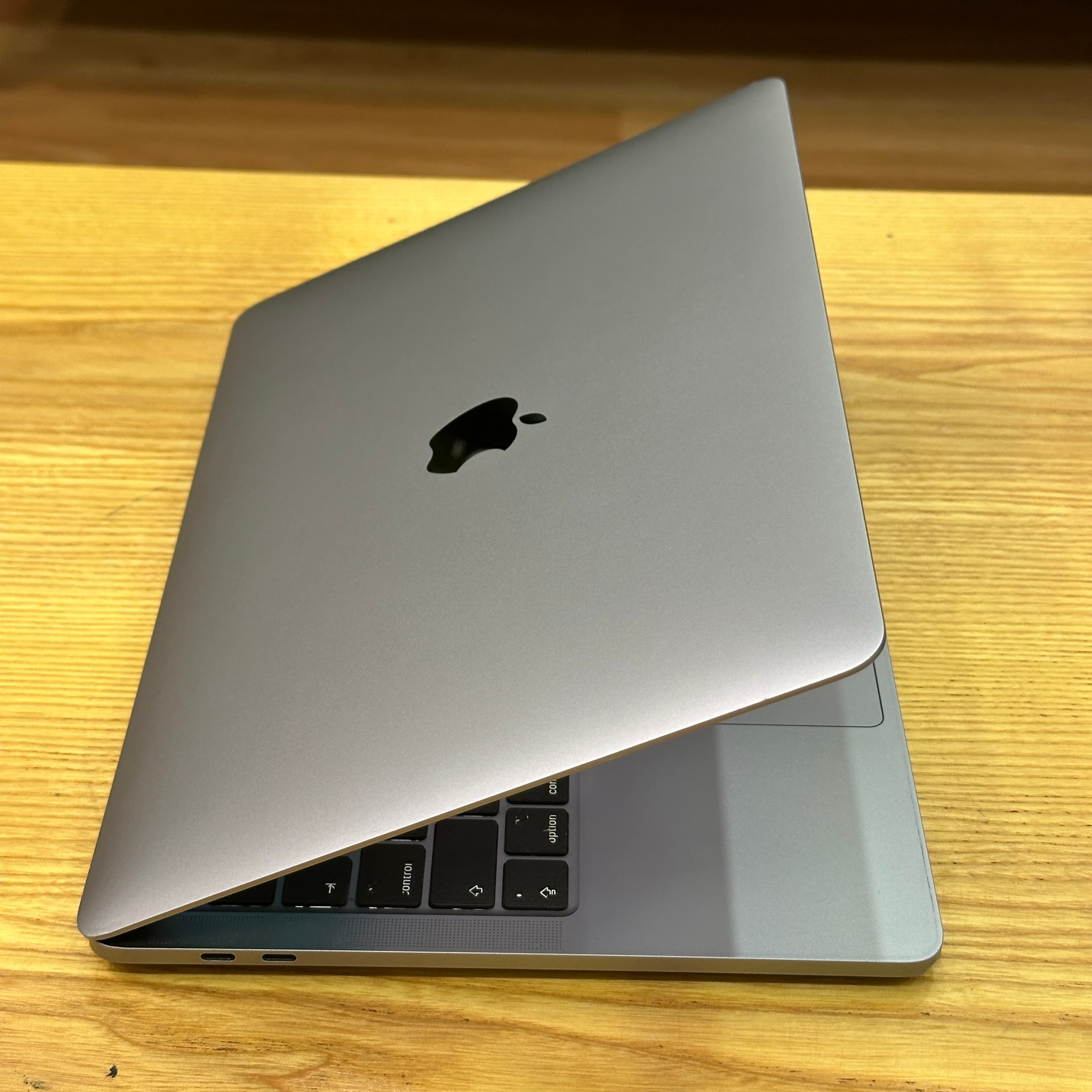 MacBook Pro M1 2020 13 inch - image 4