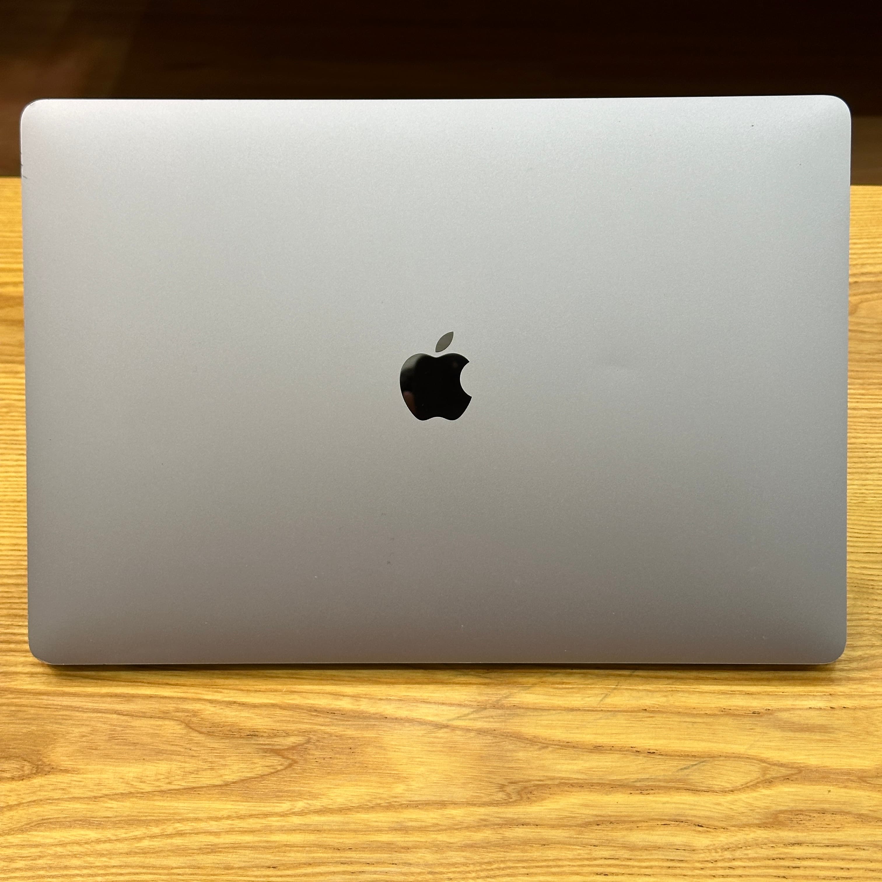 MacBook Pro Intel i9 2019 16 inch - image 3
