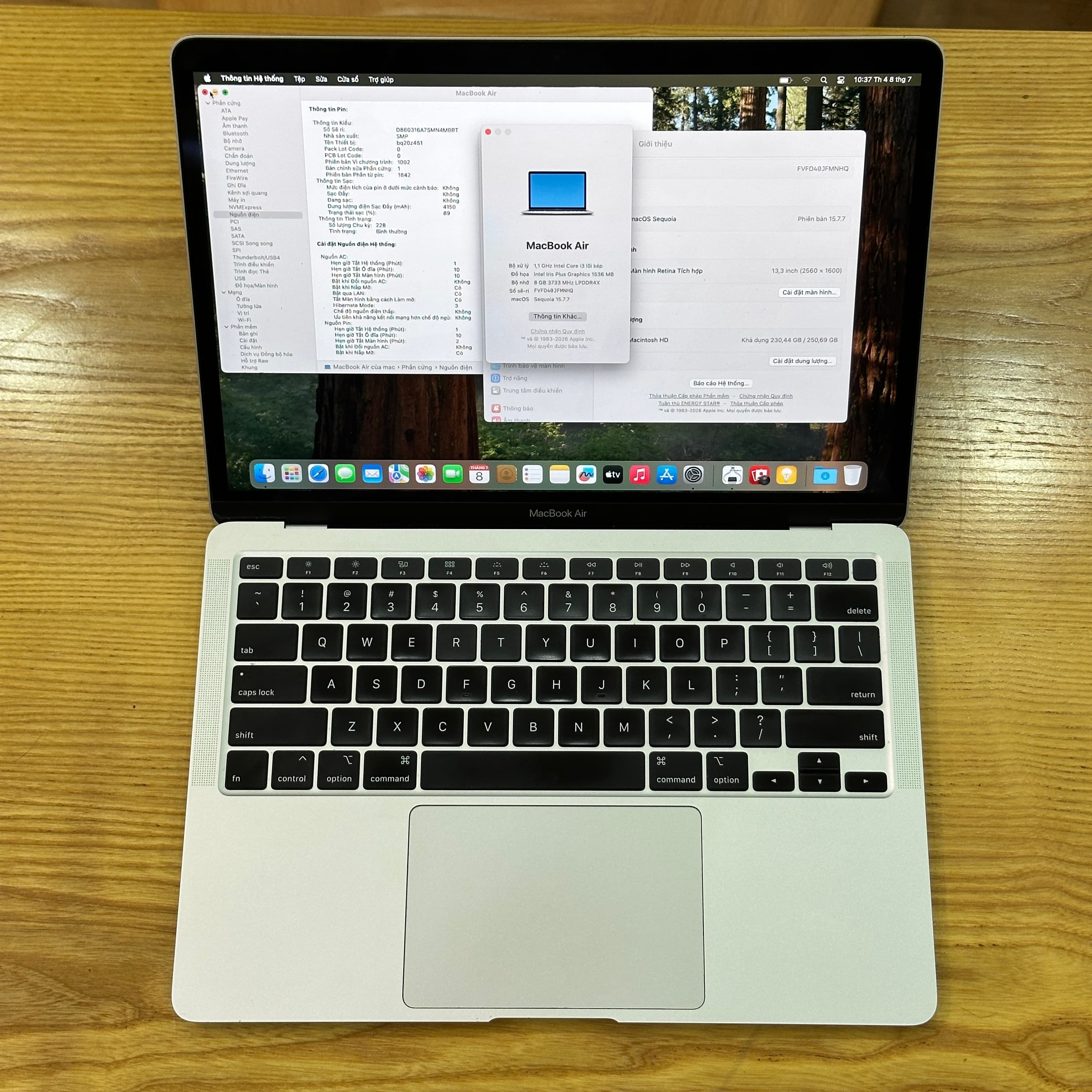 MacBook Air Intel i3 2020 13 inch - image 1