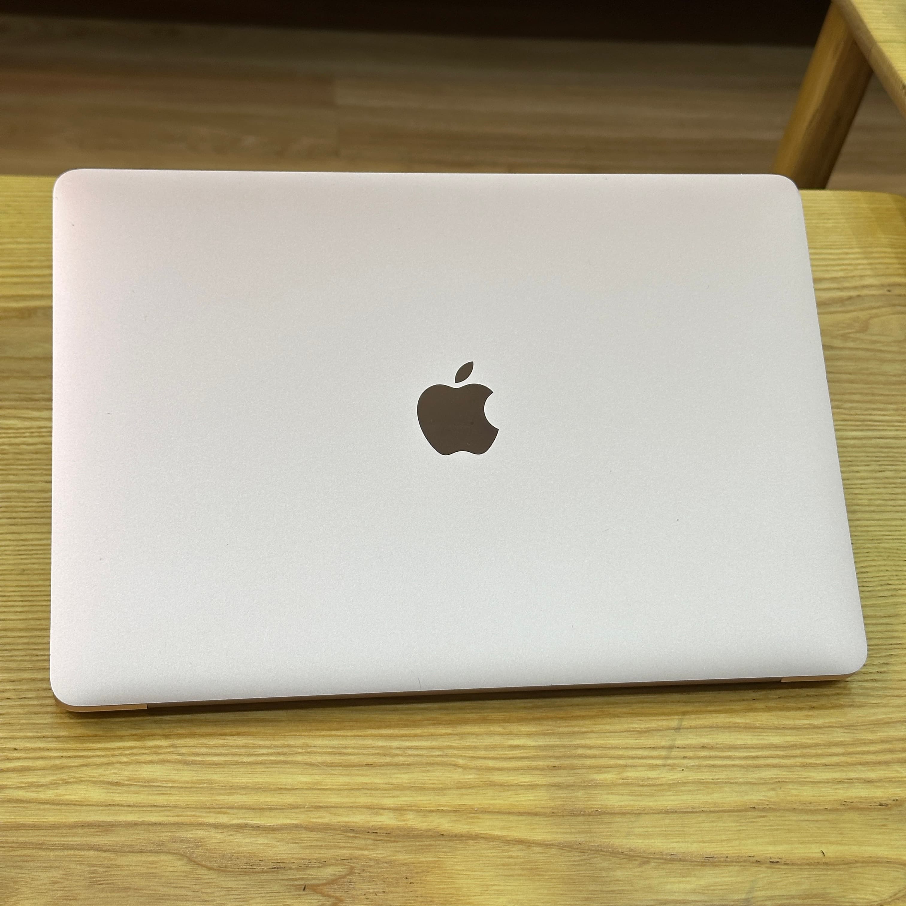 MacBook Air M1 2020 13 inch - image 3