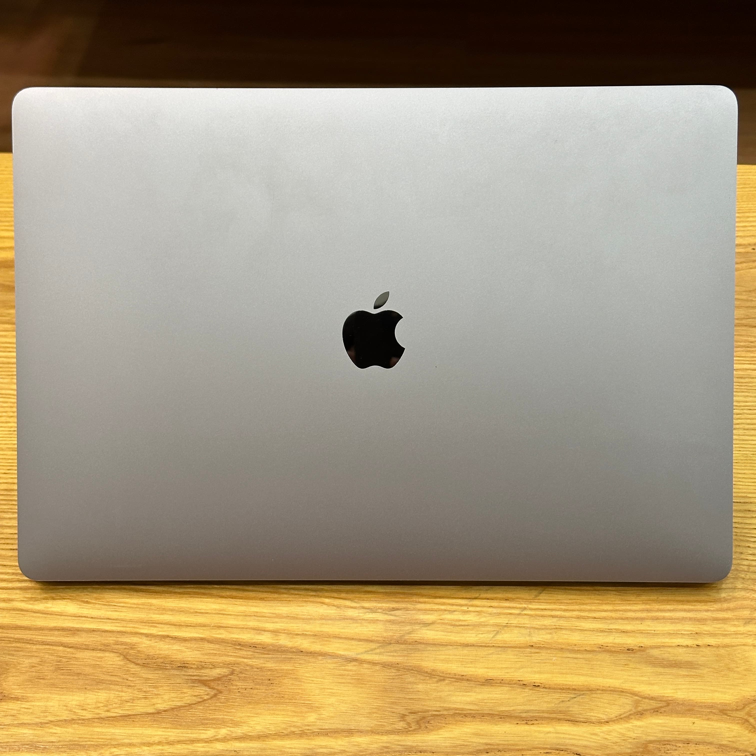 MacBook Pro Intel i9 2019 16 inch - image 3