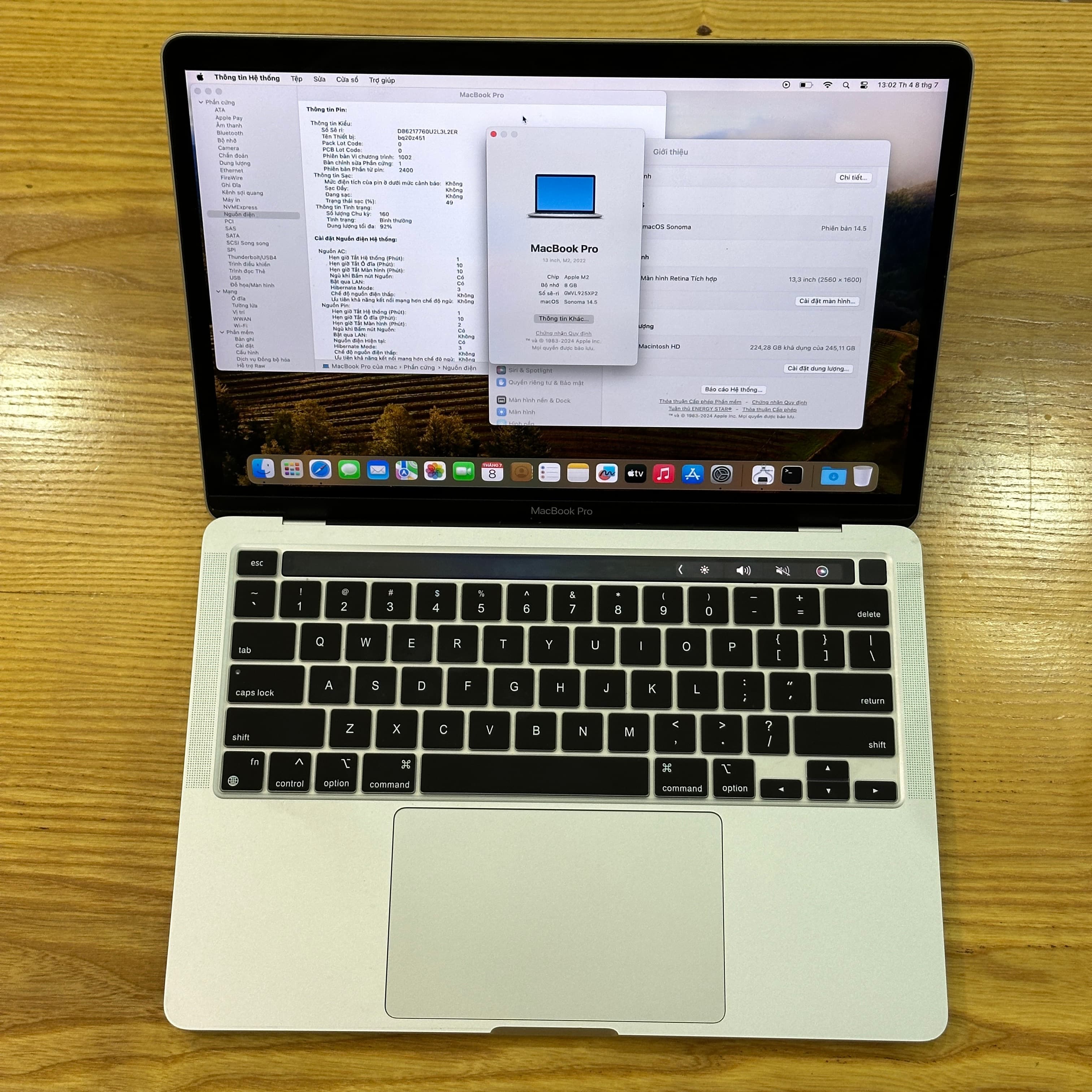 MacBook Pro M2 2022 13 inch - image 1