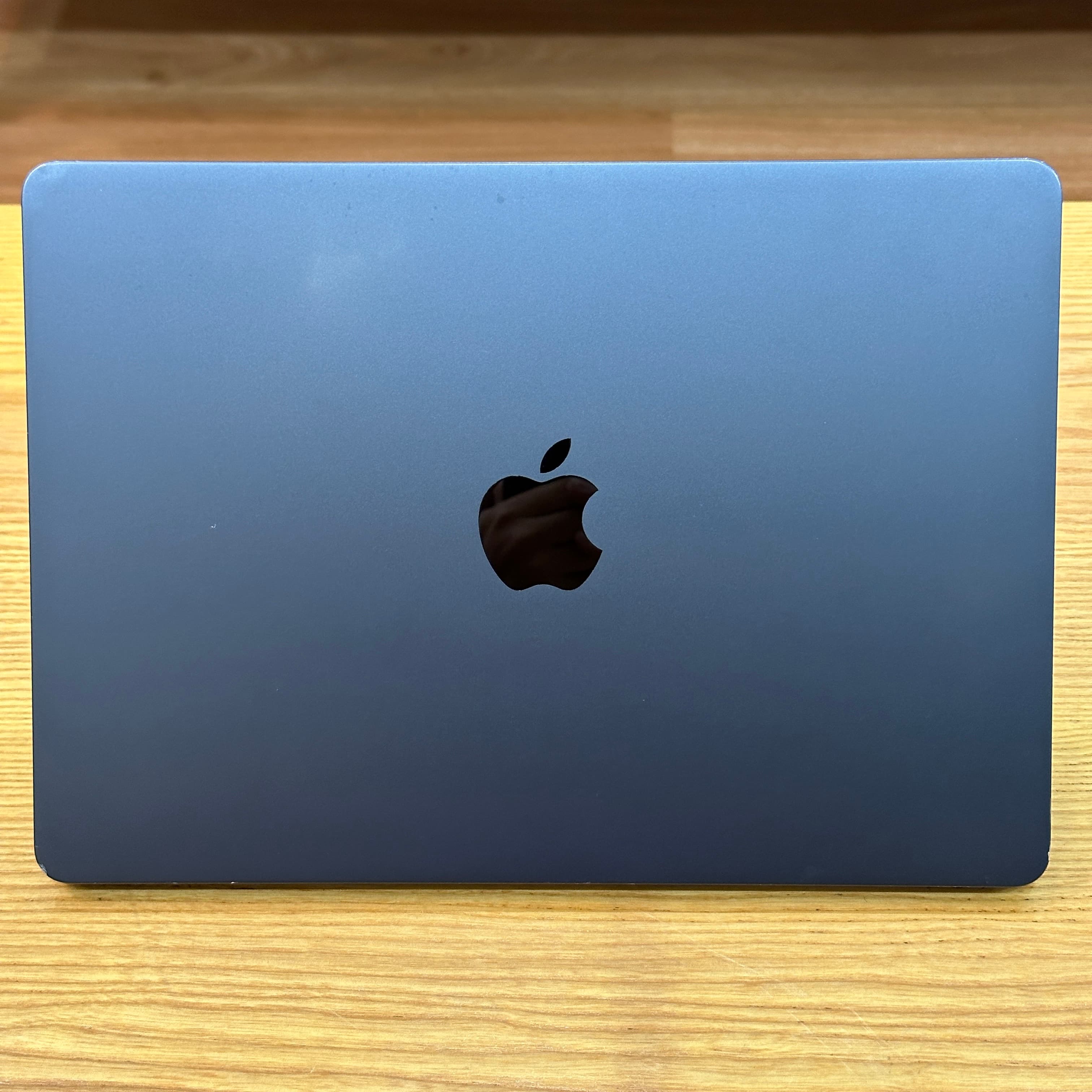 MacBook Air M2 2022 13 inch - image 3