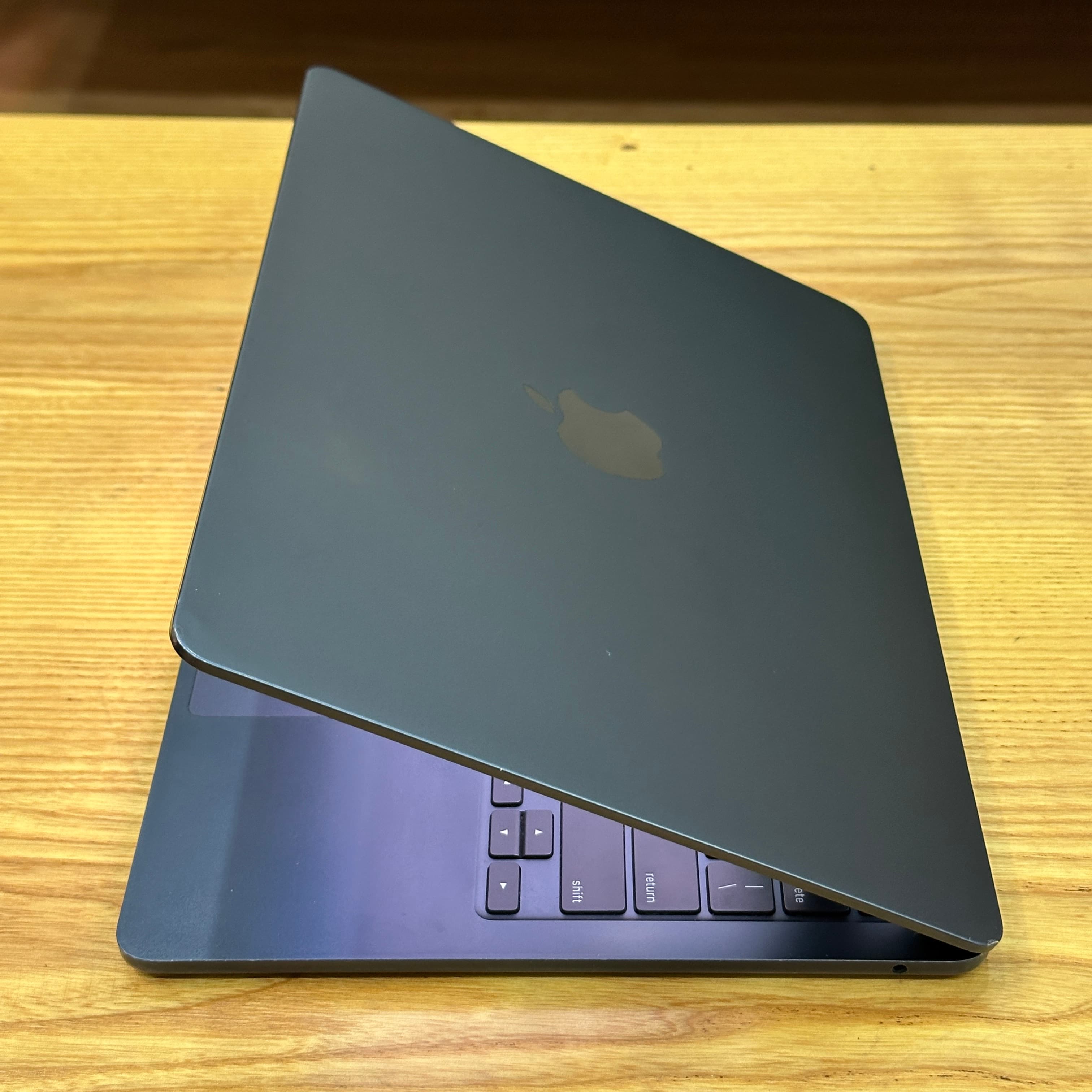 MacBook Air M2 2022 13 inch - image 5