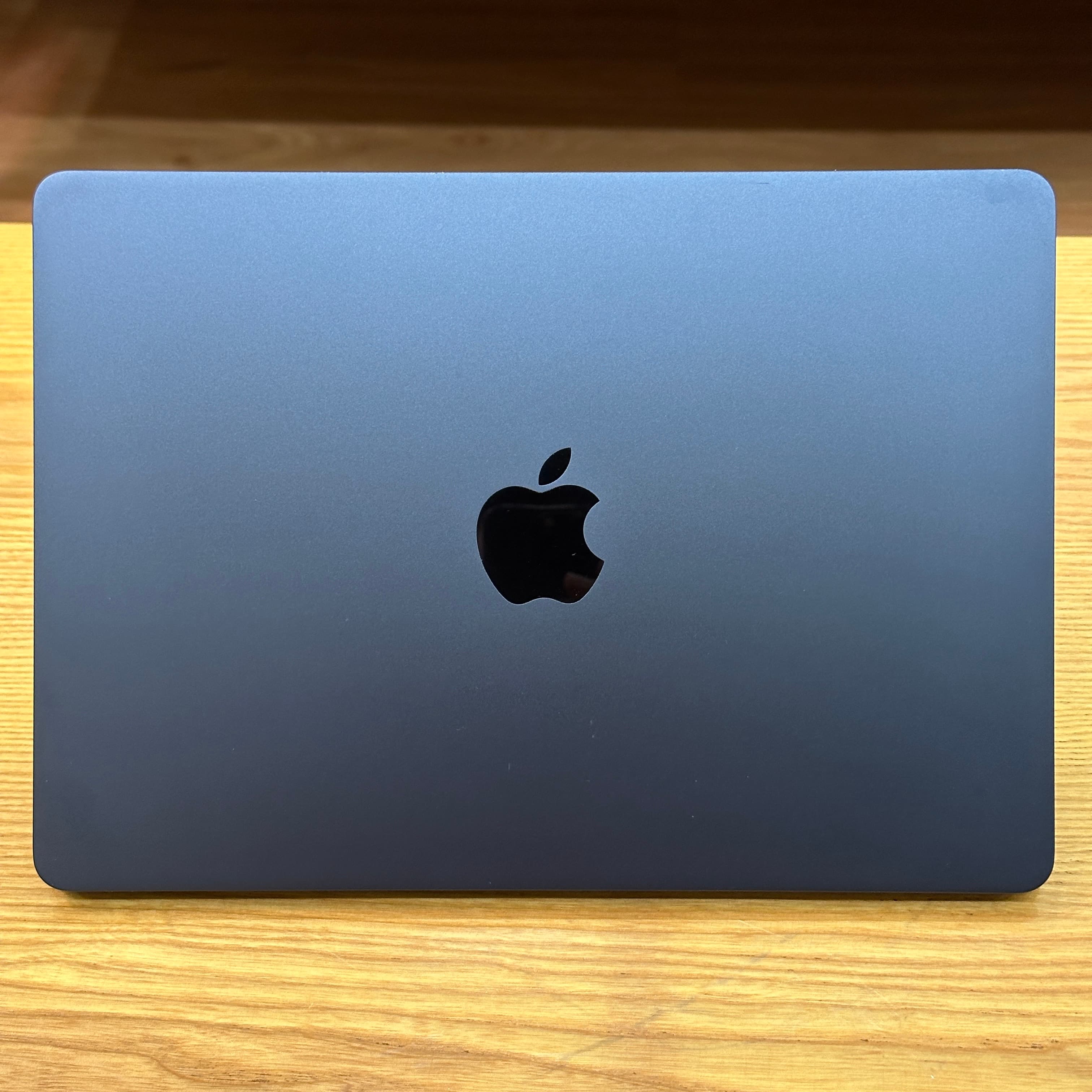 MacBook Air M2 2022 13 inch - image 3