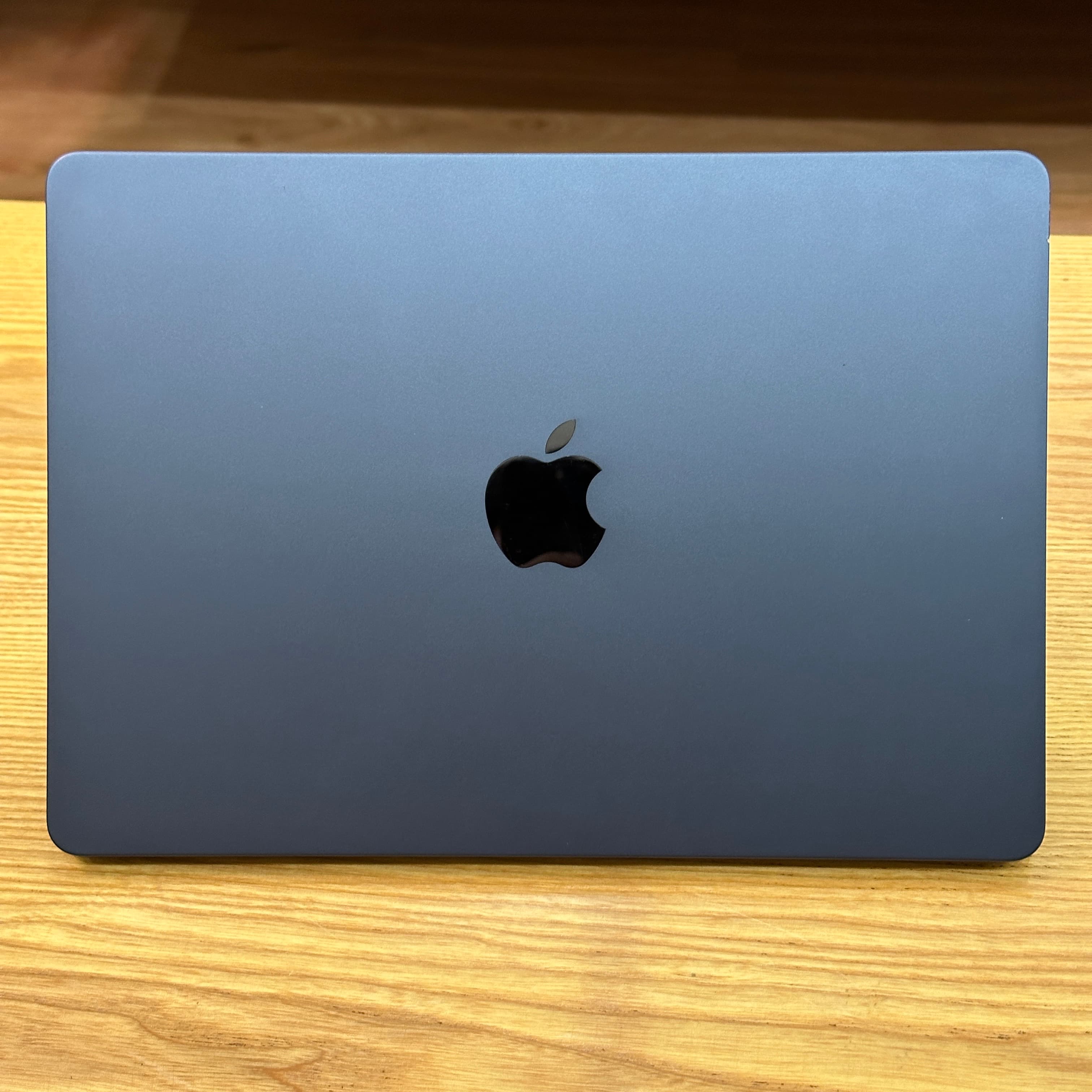 MacBook Air M2 2022 13 inch - image 3