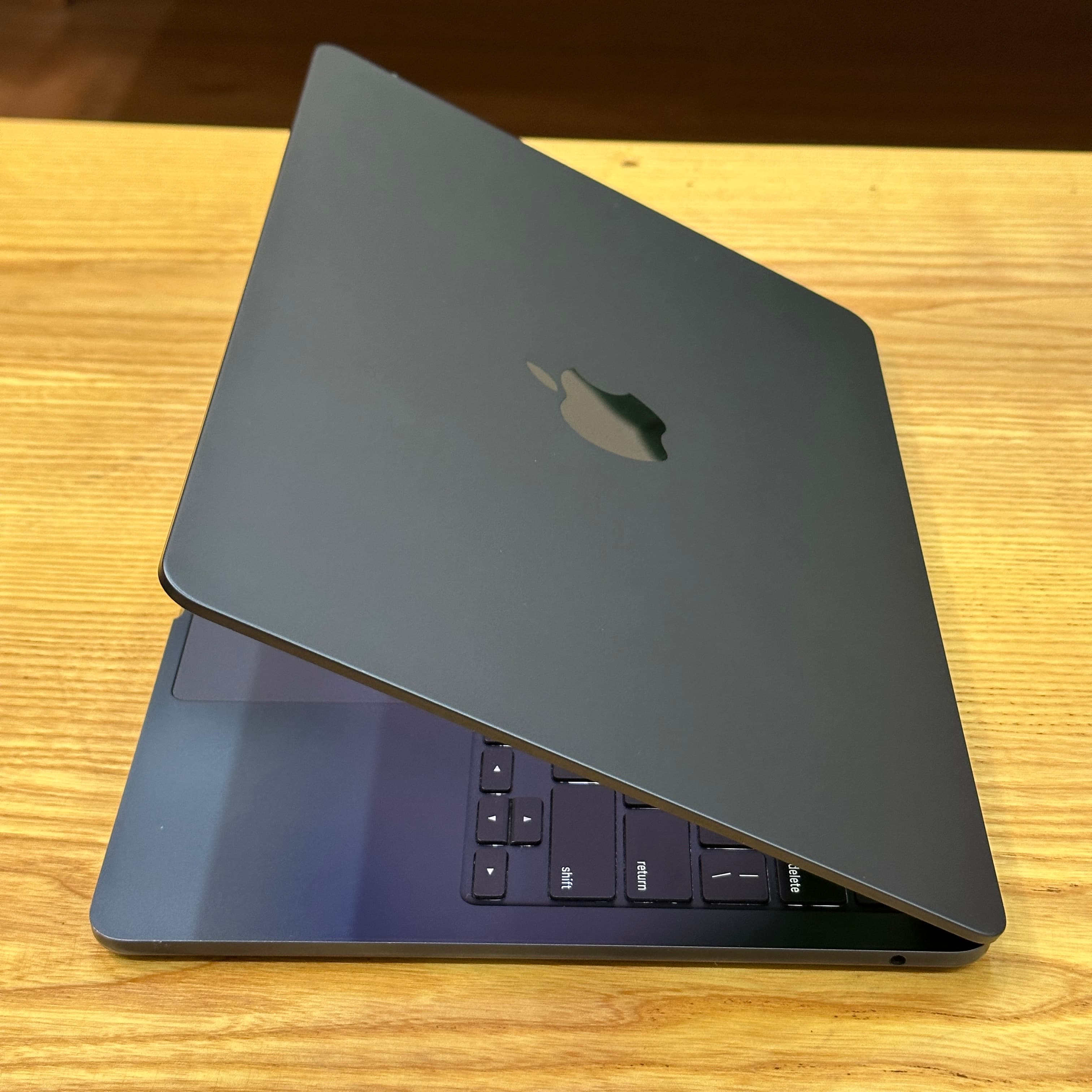 MacBook Air M2 2022 13 inch - image 5